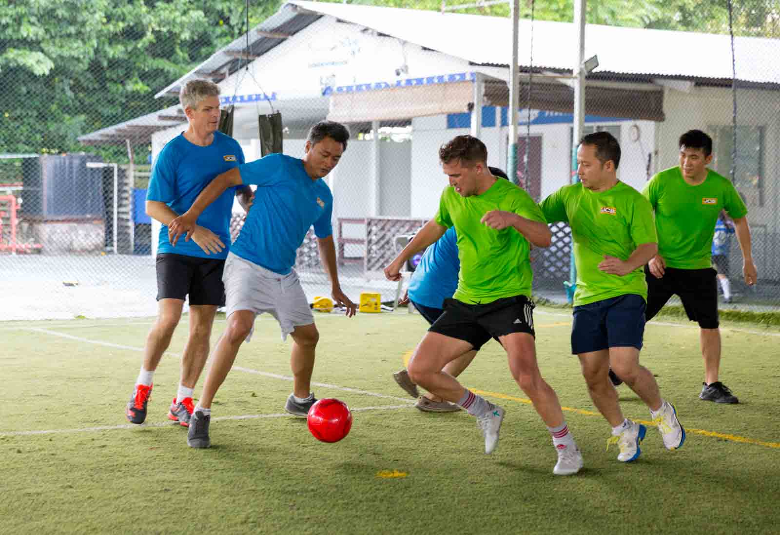 40 Fun Team Building Activities For Your Next Event Funworks 40-fun-team-building-activities-for-your-next-event-funworks